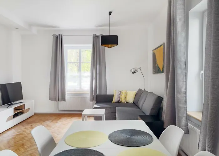 Evva & Peppe Old Town Flat